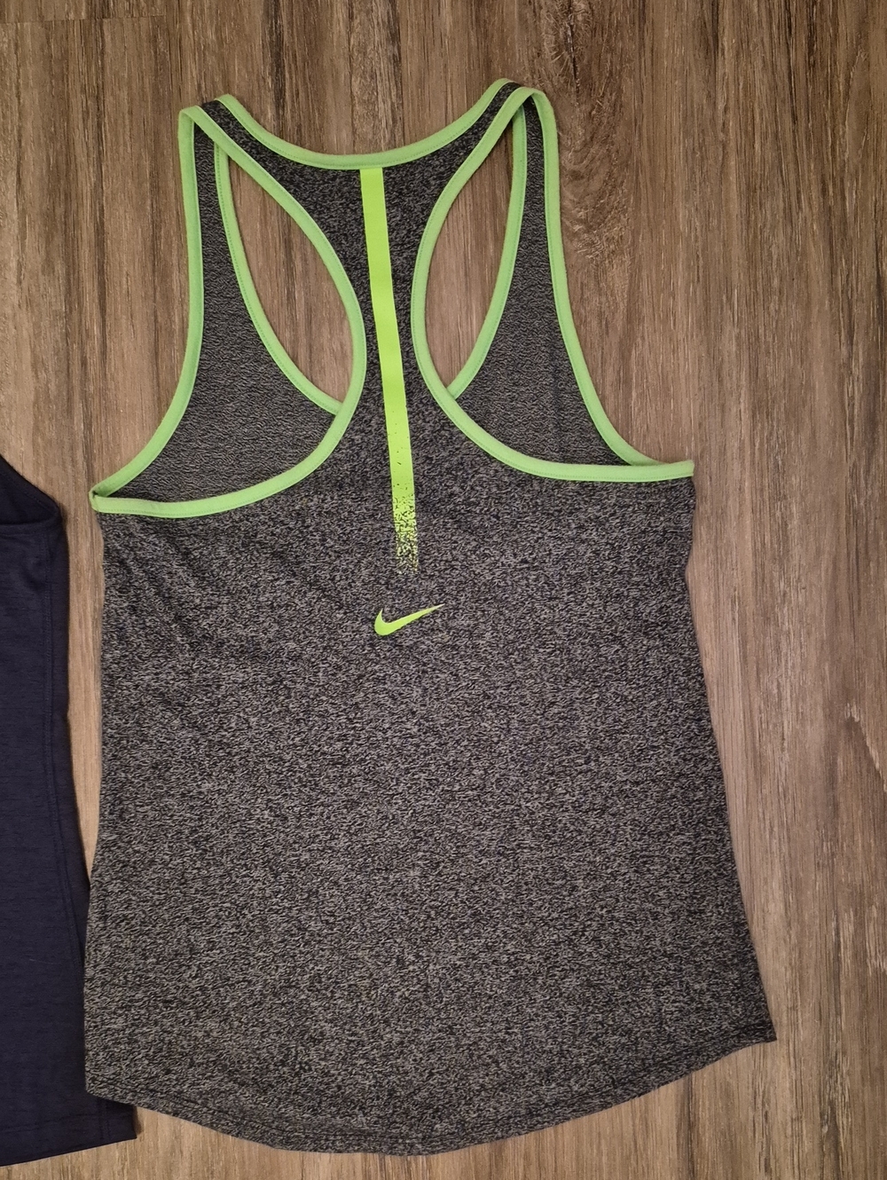 Seattle Seahawks Womens Bundle Nike Med Tank Tops - Picture 7 of 8